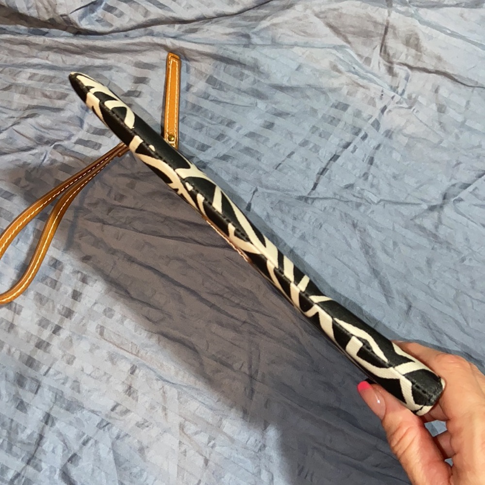 Fossil Eliza Wristlet New With Tags - image 4